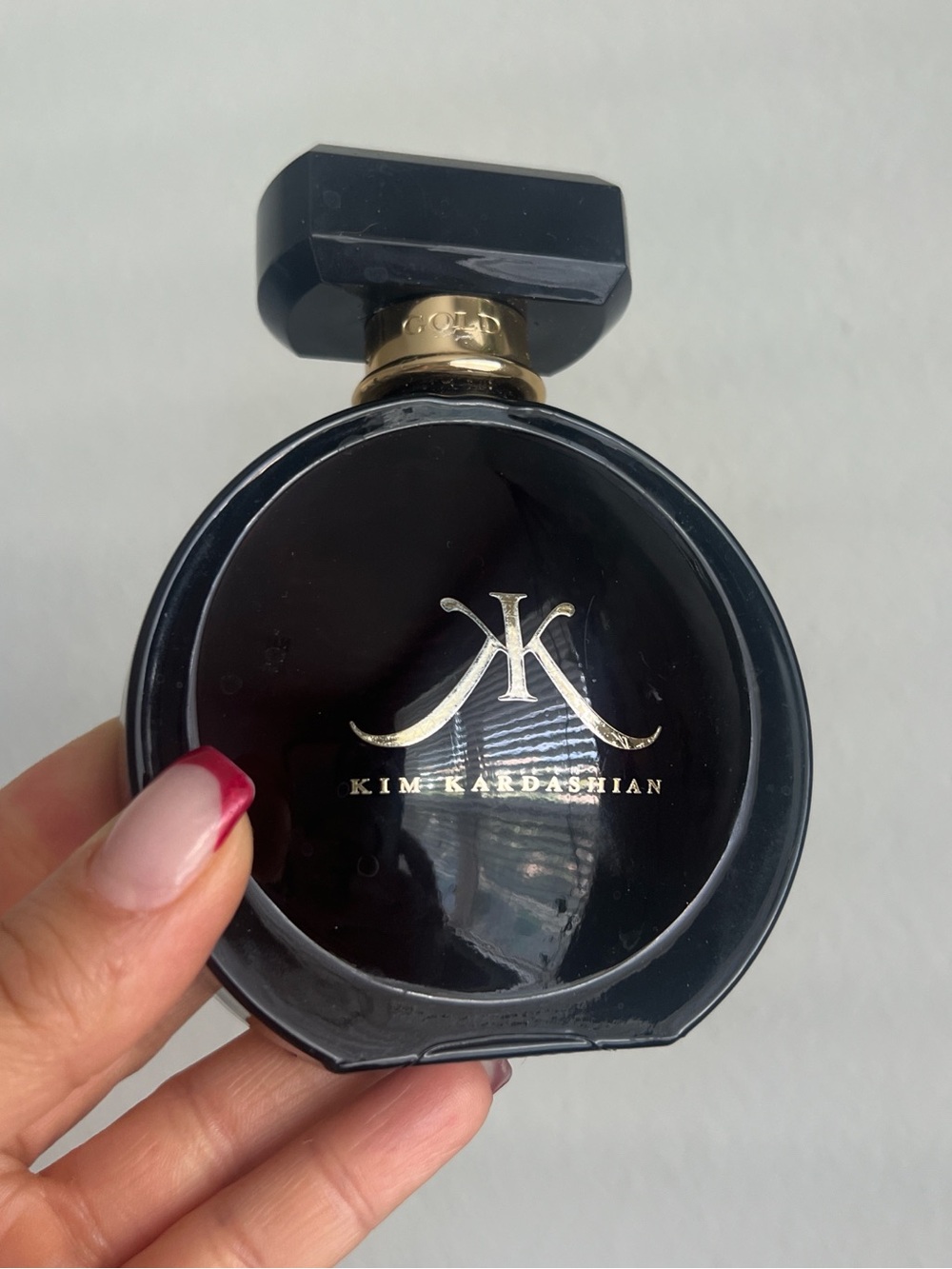 Kim Kardashian Gold Perfume ✨